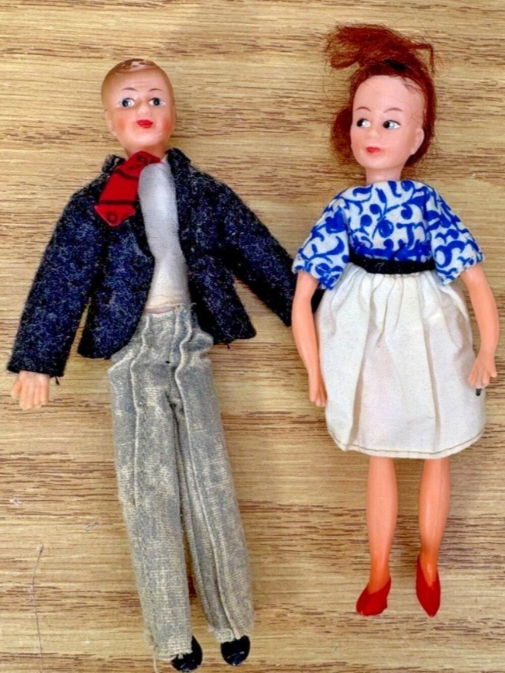 1960s Ideal Petite Princess Fantasy Family Mom & Dad Dolls 1:16 Miniature